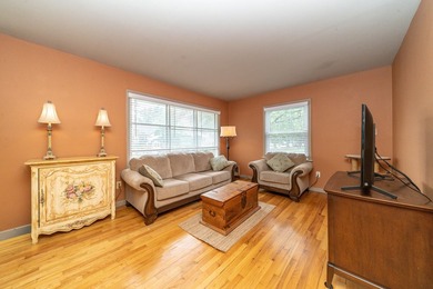 5/31 OPEN HOUSE CANCELLED. WELCOME HOME to this lovely gem of a - photo 11