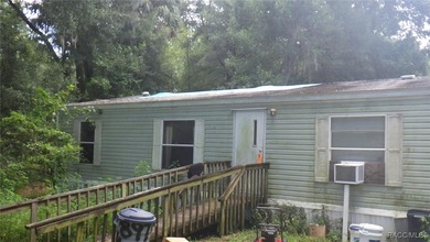 Lake Rousseau Home Sale Pending in Dunnellon Florida