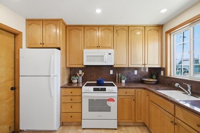 Welcome to this well-maintained single-story home in San - photo 9