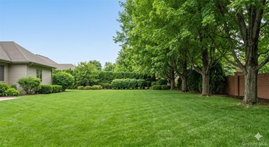 Welcome to The Knolls of Stony Brook, a vibrant 55+ active adult - photo 20