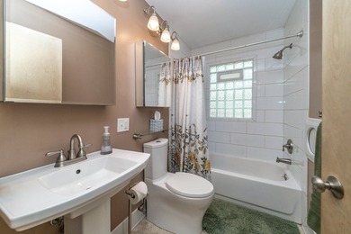 5/31 OPEN HOUSE CANCELLED. WELCOME HOME to this lovely gem of a - photo 22