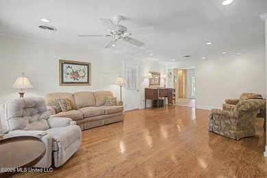 Absolutely immaculate and exceptionally well-maintained - photo 8