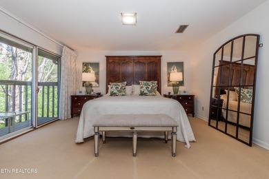 Tucked into the heart of prestigious Sequoyah Hills, 667 Kenesaw - photo 32