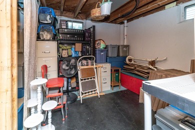 5/31 OPEN HOUSE CANCELLED. WELCOME HOME to this lovely gem of a - photo 35