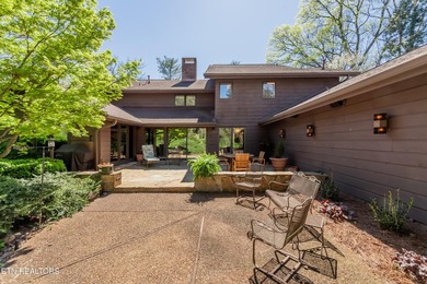 Tucked into the heart of prestigious Sequoyah Hills, 667 Kenesaw - photo 49