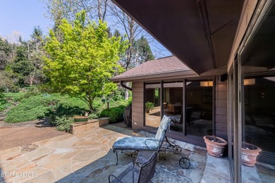 Tucked into the heart of prestigious Sequoyah Hills, 667 Kenesaw - photo 51