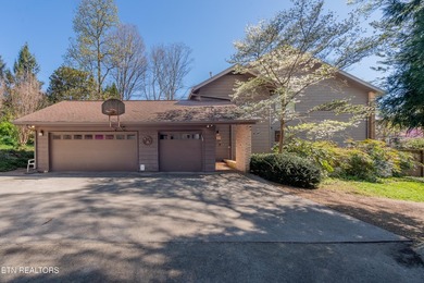 Tucked into the heart of prestigious Sequoyah Hills, 667 Kenesaw - photo 56