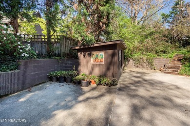 Tucked into the heart of prestigious Sequoyah Hills, 667 Kenesaw - photo 57
