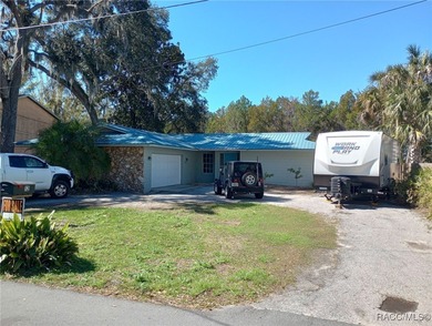 Withlacoochee River Home For Sale in Yankeetown Florida