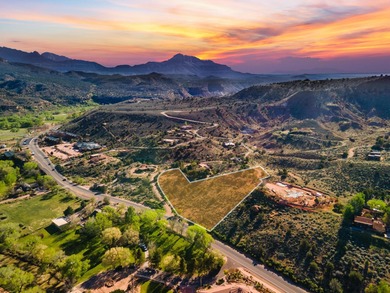 Virgin River Acreage For Sale in Springdale Utah