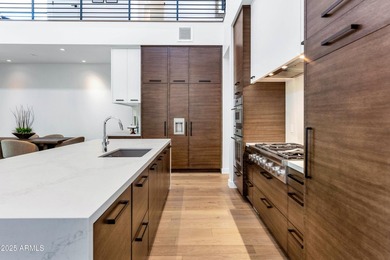 Stunning residence located within the exclusive gated community - photo 4