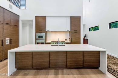 Stunning residence located within the exclusive gated community - photo 5
