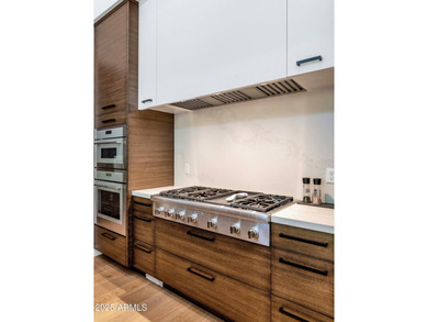 Stunning residence located within the exclusive gated community - photo 6