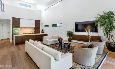 Stunning residence located within the exclusive gated community - photo 7
