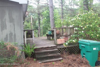 Spacious country living with room to grow! This well-maintained - photo 8