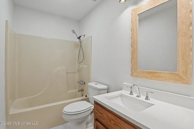Welcome home to this beautifully updated 3-bedroom, 2-bath home - photo 11