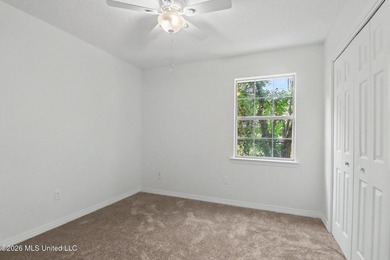 Welcome home to this beautifully updated 3-bedroom, 2-bath home - photo 12