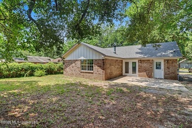 Welcome home to this beautifully updated 3-bedroom, 2-bath home - photo 17
