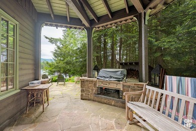 An iconic and classic Adirondack Lake Placid waterfront home - photo 20