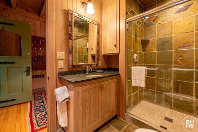An iconic and classic Adirondack Lake Placid waterfront home - photo 32