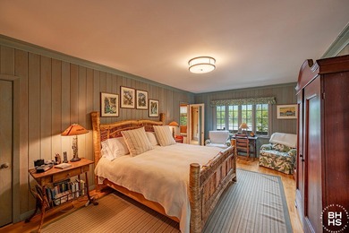 An iconic and classic Adirondack Lake Placid waterfront home - photo 35