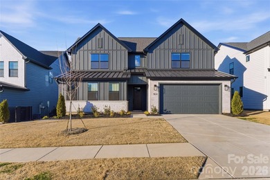 Lake Wylie Home For Sale in Tega Cay South Carolina