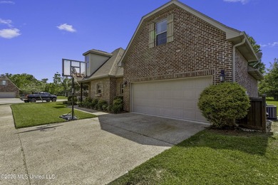Nestled on a quiet cul-de-sac in the award-winning Ocean Springs - photo 2