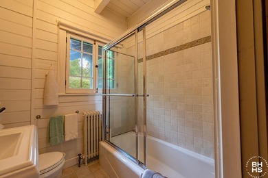 An iconic and classic Adirondack Lake Placid waterfront home - photo 45