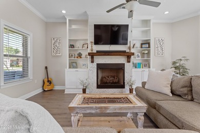 Nestled on a quiet cul-de-sac in the award-winning Ocean Springs - photo 8