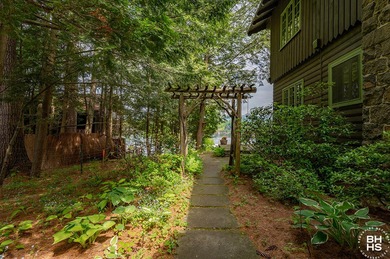 An iconic and classic Adirondack Lake Placid waterfront home - photo 50