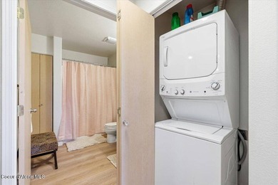 Welcome home to effortless living in this beautifully maintained - photo 19