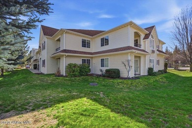 Welcome home to effortless living in this beautifully maintained - photo 21