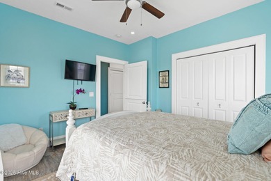 **Paradise Awaits!** Discover breathtaking ocean and