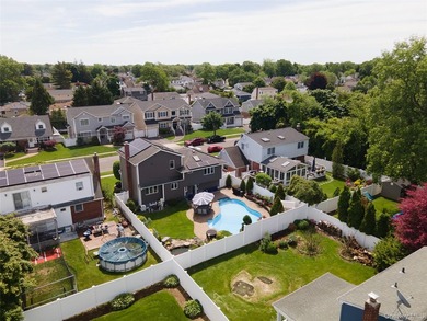 Welcome Home to this ABSOLUTELY SPECTACULAR expanded ranch in - photo 23