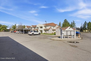 Welcome home to effortless living in this beautifully maintained - photo 24