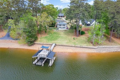 Experience the unmatched beauty and lake lifestyle where - photo 2