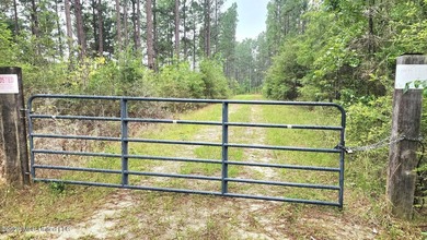 A RARE FIND, DON'T MISS YOUR OPPORTUNITY TO OWN 9.26 acres in a - photo 2