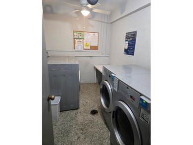 Wonderful Complex. Very well kept. Clean and a pleasure to show - photo 15