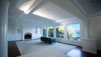 Oceanfront property with stunning views of the Pacific Ocean and - photo 5