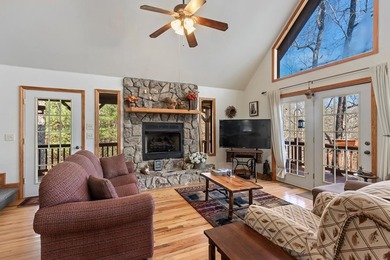 This FULLY FURNISHED two-bedroom, three-bathroom mountain chalet - photo 13