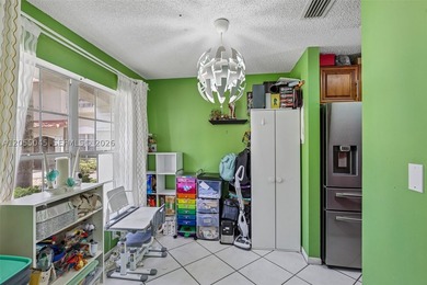 Welcome to this beautifully maintained 3-bedroom, 2.5-bath home - photo 13