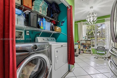 Welcome to this beautifully maintained 3-bedroom, 2.5-bath home - photo 15