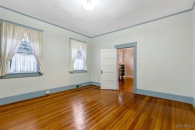 Charming 3-Bedroom, 1-Bathroom Home in Historic Farmville, VA