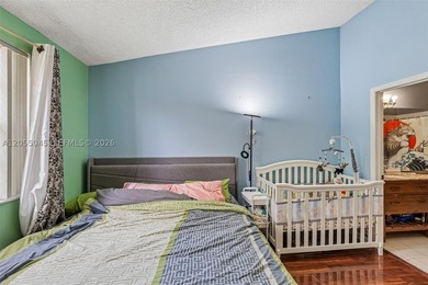 Welcome to this beautifully maintained 3-bedroom, 2.5-bath home - photo 21