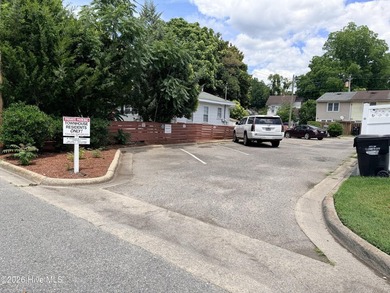 Just a short walk to downtown waterfront, parks, restaurants and - photo 22