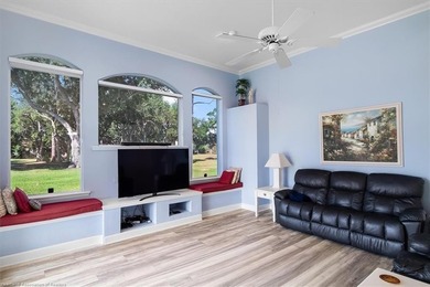 CUSTOM-BUILT, EXECUTIVE HOME on an oversized cul-de-sac lot in - photo 22