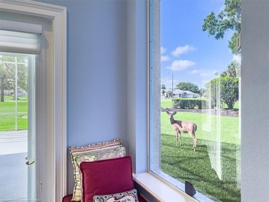 CUSTOM-BUILT, EXECUTIVE HOME on an oversized cul-de-sac lot in - photo 23