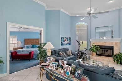 CUSTOM-BUILT, EXECUTIVE HOME on an oversized cul-de-sac lot in - photo 24