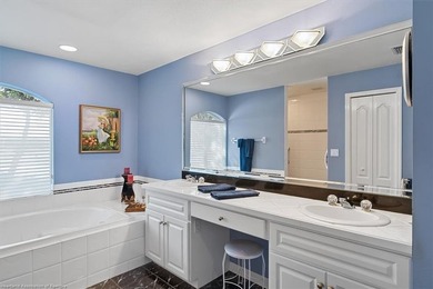 CUSTOM-BUILT, EXECUTIVE HOME on an oversized cul-de-sac lot in - photo 27