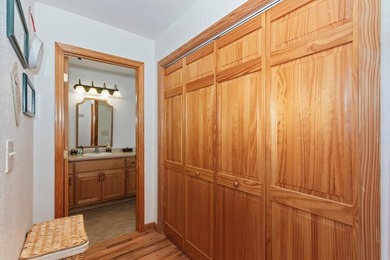 This FULLY FURNISHED two-bedroom, three-bathroom mountain chalet - photo 28